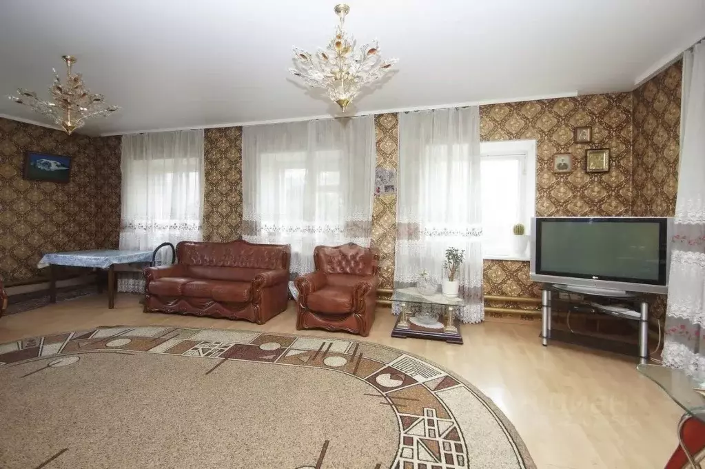 Дом в Омская область, Омск ул. 6-я Ремесленная, 87 (185 м) - Фото 1