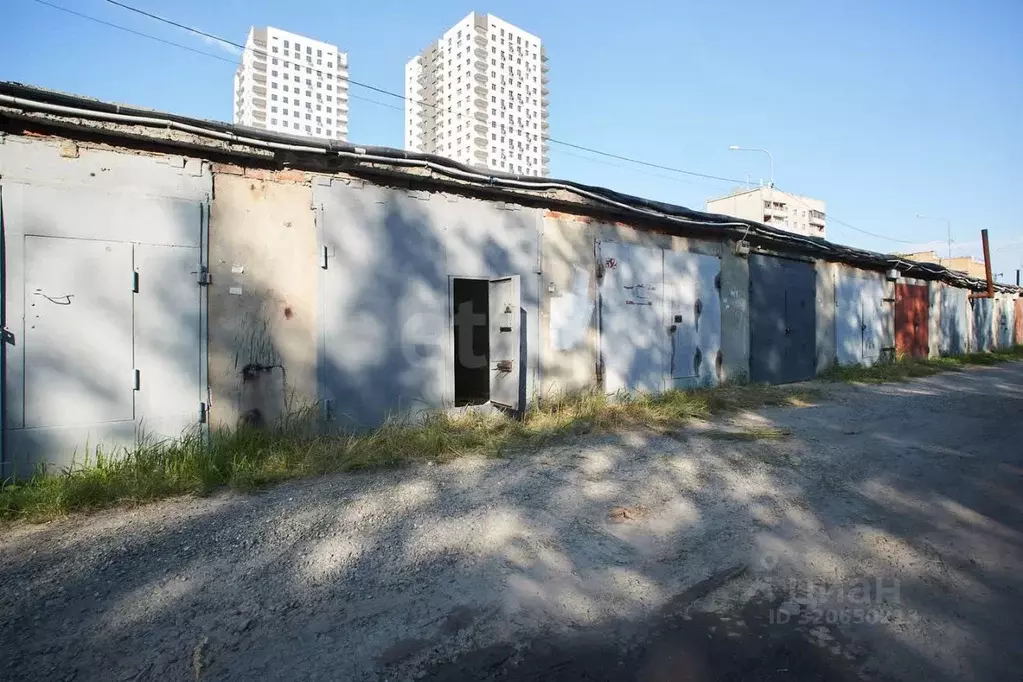 Гараж в Тюменская область, Тюмень ул. 50 лет ВЛКСМ, 120с2 (19 м) - Фото 0