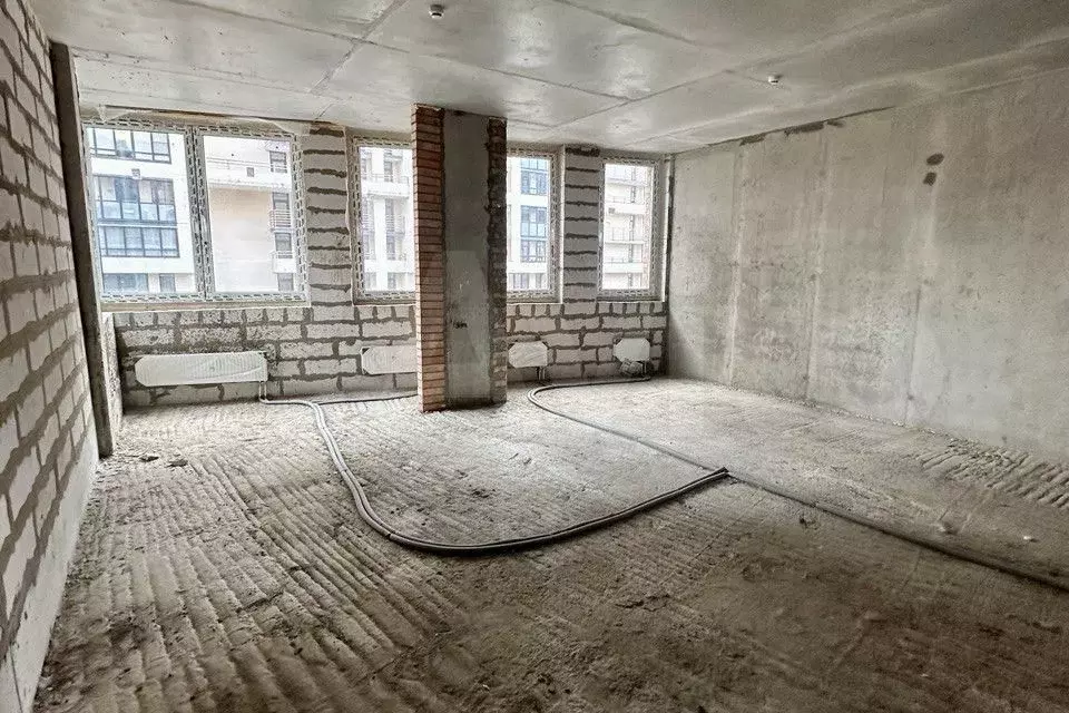 3-к. квартира, 90 м, 16/17 эт. - Фото 0