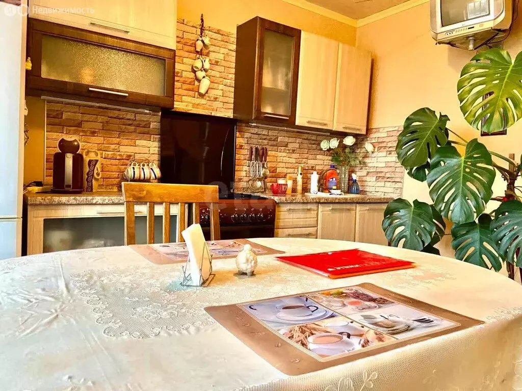 2-комнатная квартира: Мичуринск, улица Мичурина, 1В (57.7 м) - Фото 1