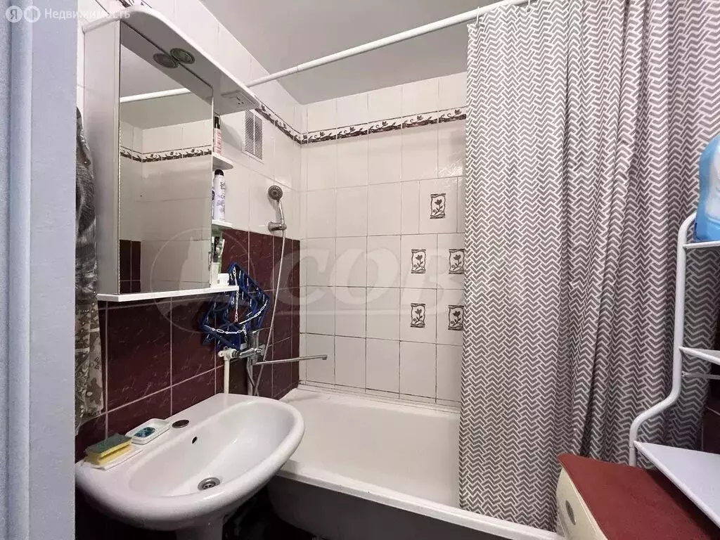 1-комнатная квартира: Тюмень, улица Пермякова, 60 (32.7 м) - Фото 1