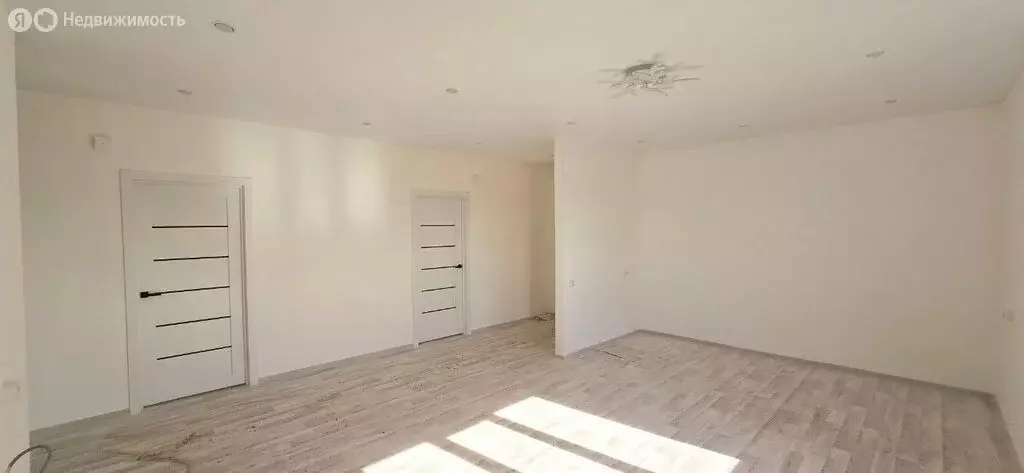 Дом в село Нижний Саянтуй, ДНТ Багульник, 3-й квартал (190 м) - Фото 2