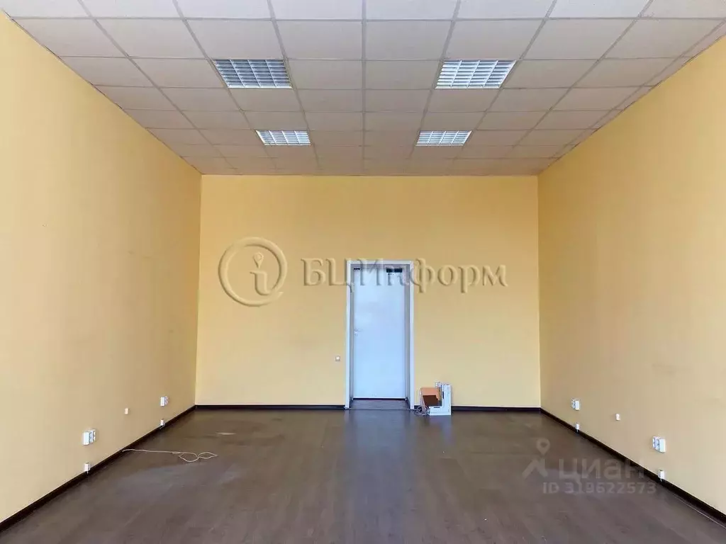 Помещение свободного назначения в Санкт-Петербург наб. Обводного ... - Фото 1