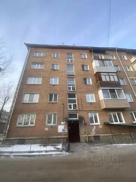 2-к кв. Красноярский край, Красноярск ул. 60 лет Октября, 60 (43.0 м) - Фото 0