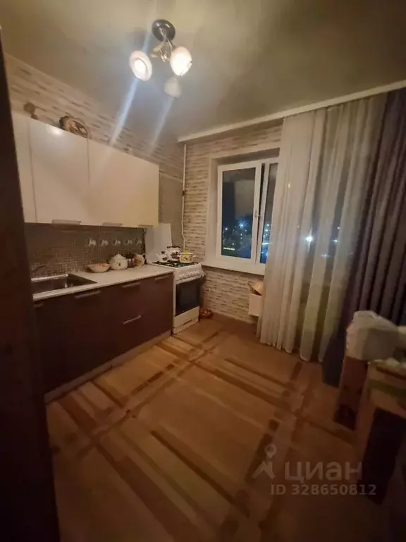 2-к кв. Ленинградская область, Луга Набережная ул., 1 (54.0 м) - Фото 1