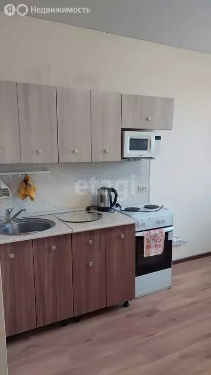 Квартира-студия: Тобольск, 15-й микрорайон, 22 (21 м) - Фото 1