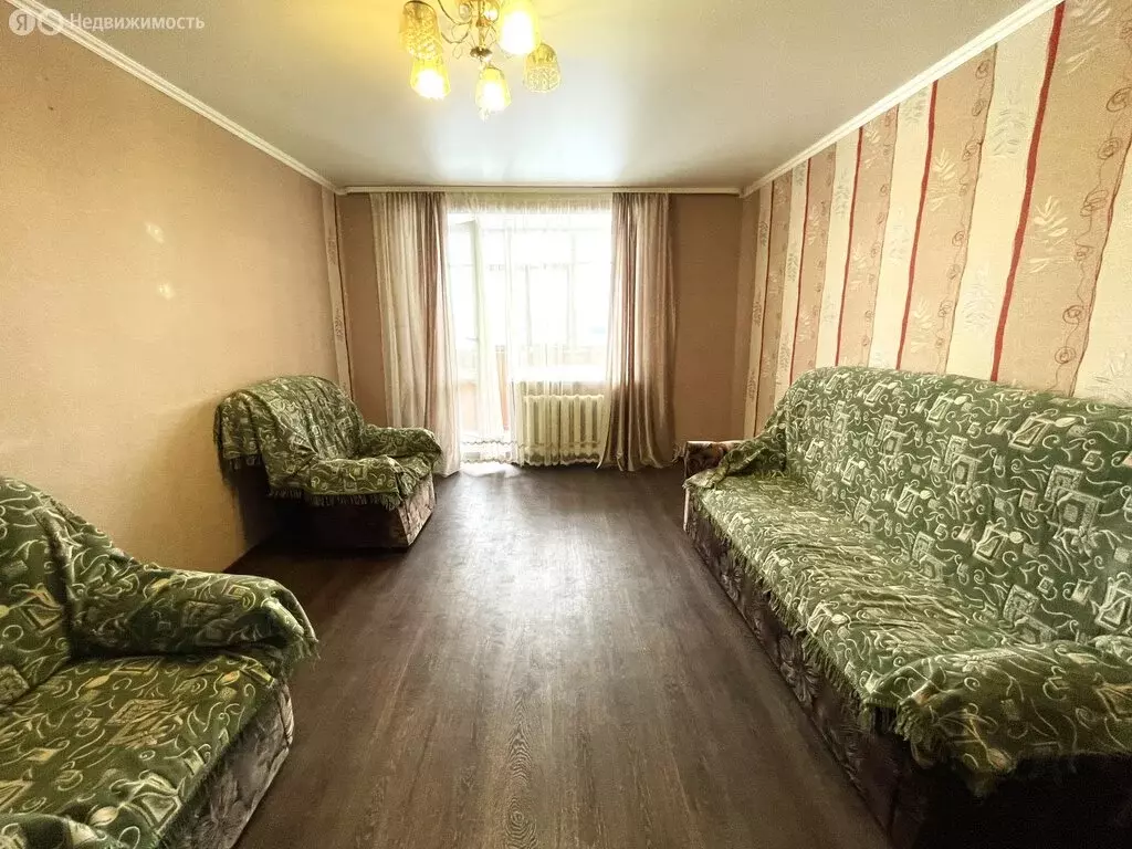 3-комнатная квартира: Ишимбай, улица Чкалова, 4 (59 м) - Фото 1