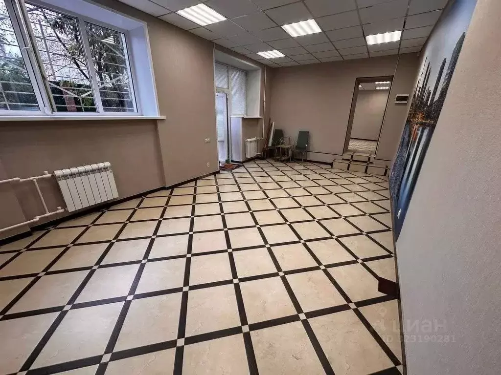 Помещение свободного назначения в Ульяновская область, Ульяновск ул. ... - Фото 1