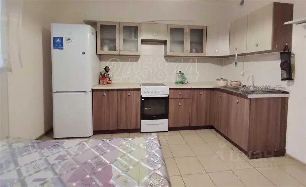 2-к кв. Московская область, Химки Молодежная ул., 63к1 (60.0 м) - Фото 1