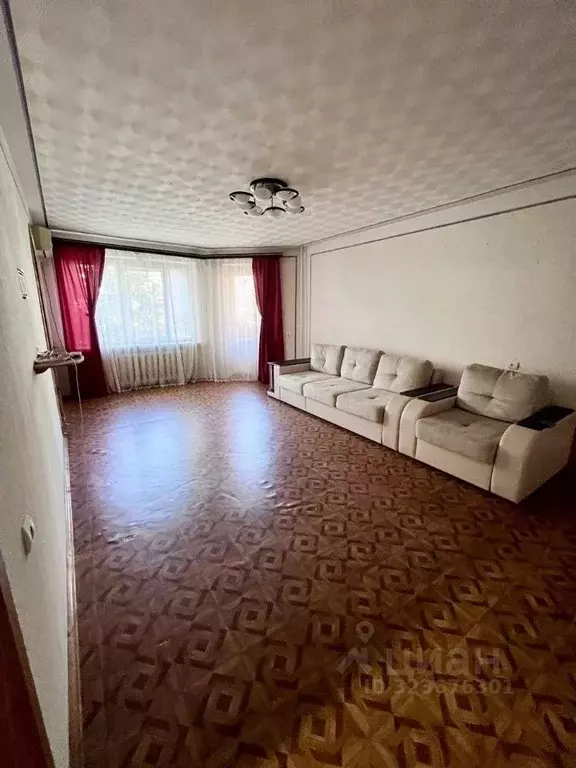 3-к кв. Саратовская область, Саратов Ульяновская ул., 27/35 (80.0 м) - Фото 1