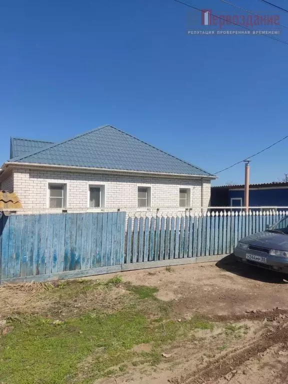 Дом в Астраханская область, Приволжский район, пос. Кирпичного Завода ... - Фото 0