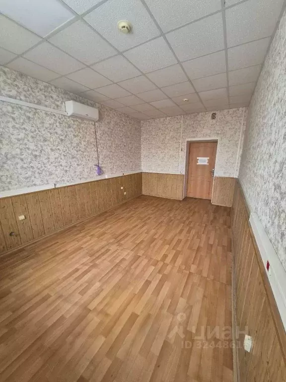 Помещение свободного назначения в Саха (Якутия), Якутск ул. Кирова, 28 ... - Фото 1