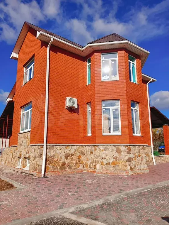 Дом 216 м на участке 15 сот. - Фото 0