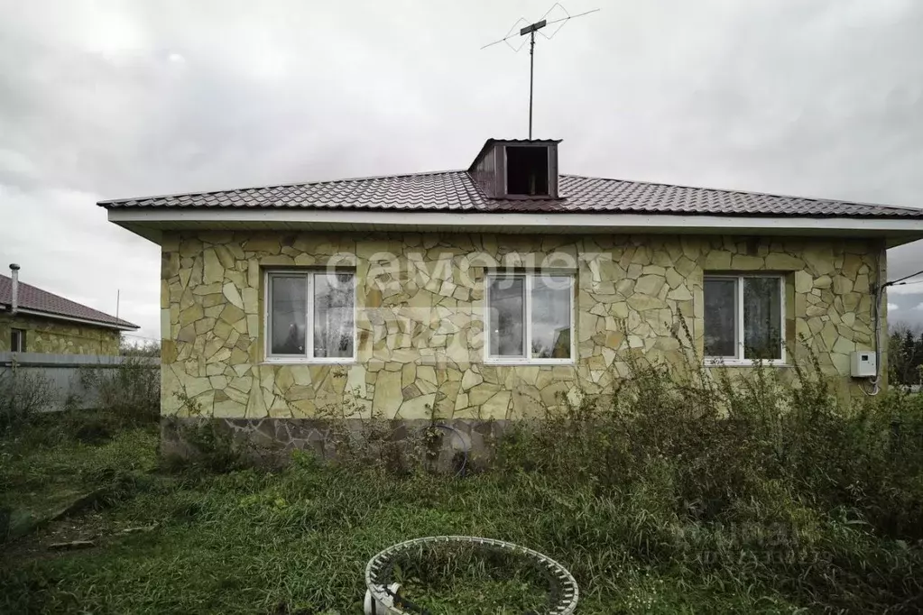 Дом в Омская область, Омский район муниципальный округ, с. Надеждино ... - Фото 1