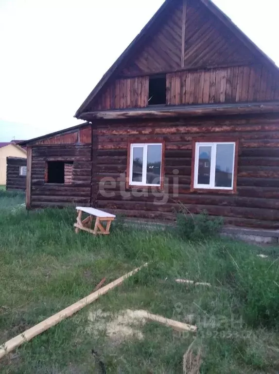 Дом в Бурятия, Иволгинский район, Иволгинское с/пос, с. Верхняя Иволга ... - Фото 1
