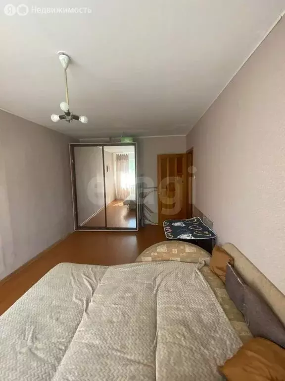 3-комнатная квартира: Псков, улица Алтаева, 18 (66.5 м) - Фото 1