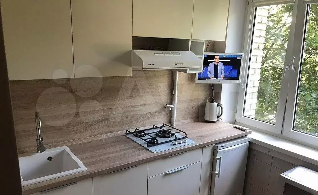 3-к. квартира, 57 м, 4/9 эт. - Фото 0