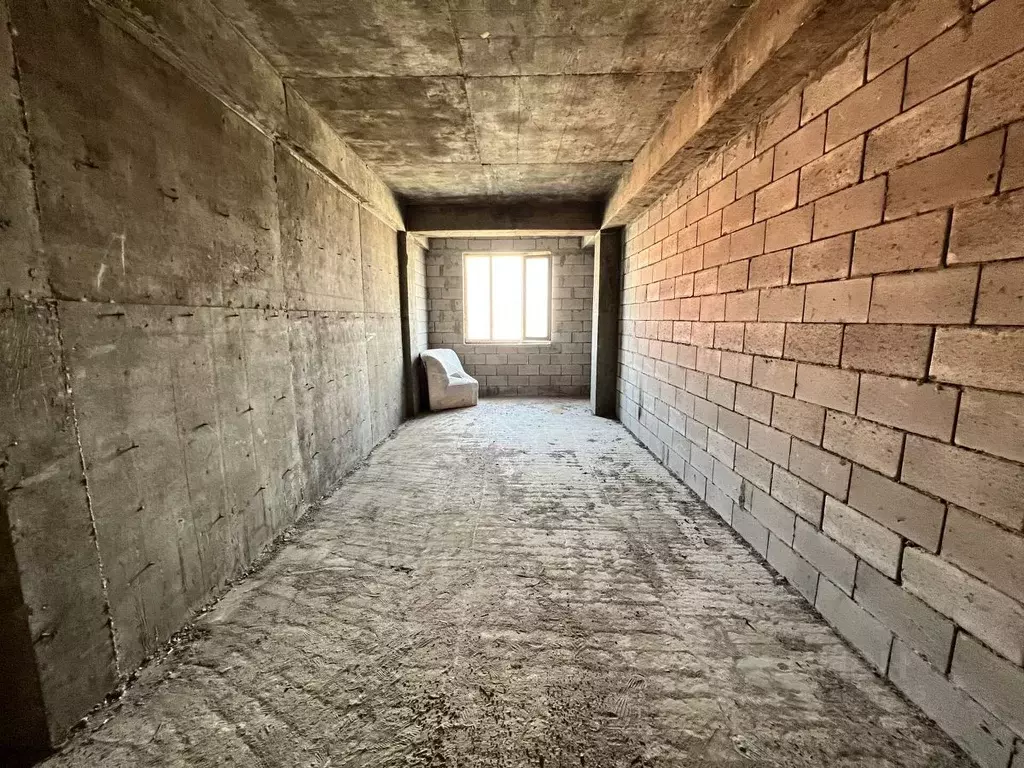 2-к кв. Дагестан, Махачкала ул. Ахульго, 37 (76.0 м) - Фото 0