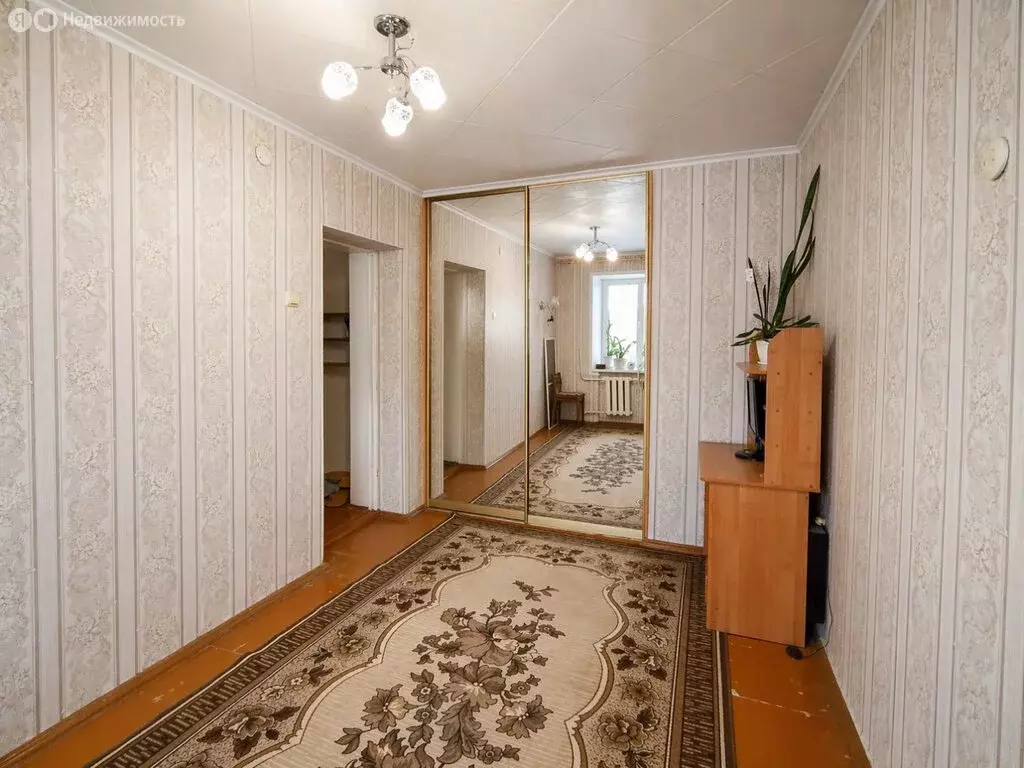 1к в 4-комнатной квартире (12.8 м) - Фото 1