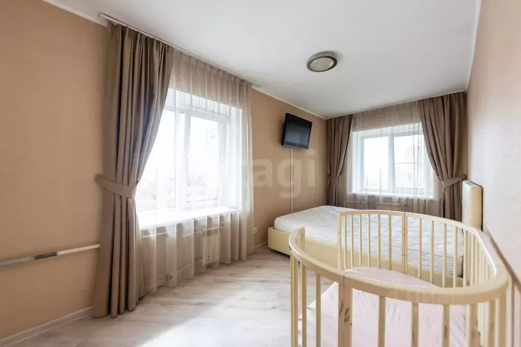 2-к кв. Хабаровский край, Хабаровск Ленинградская ул., 32 (41.3 м) - Фото 1