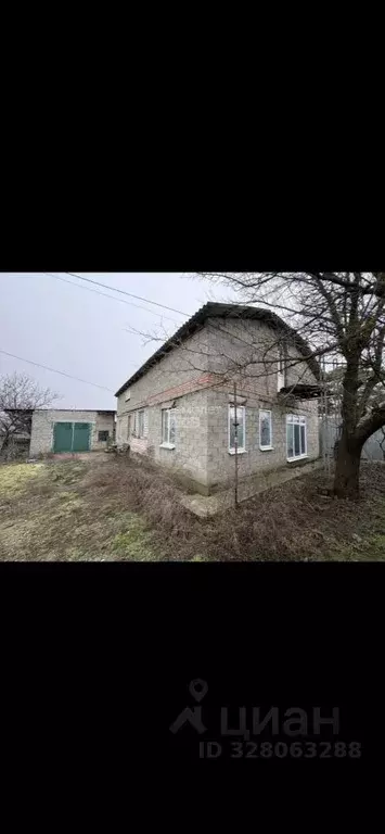 Дом в Калмыкия, Элиста городской округ, пос. Аршан ул. Мира (102 м) - Фото 1