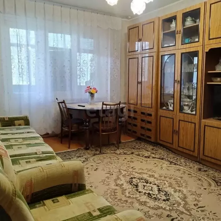 3-к кв. Оренбургская область, Оренбург просп. Гагарина, 51 (64.7 м) - Фото 1