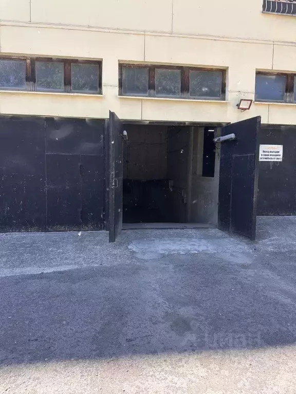 Гараж в Кемеровская область, Кемерово Молодежный просп., 1 (18 м) - Фото 2