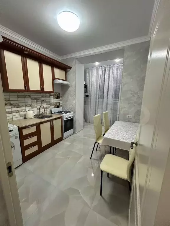 1-к. квартира, 45 м, 3/10 эт. - Фото 1