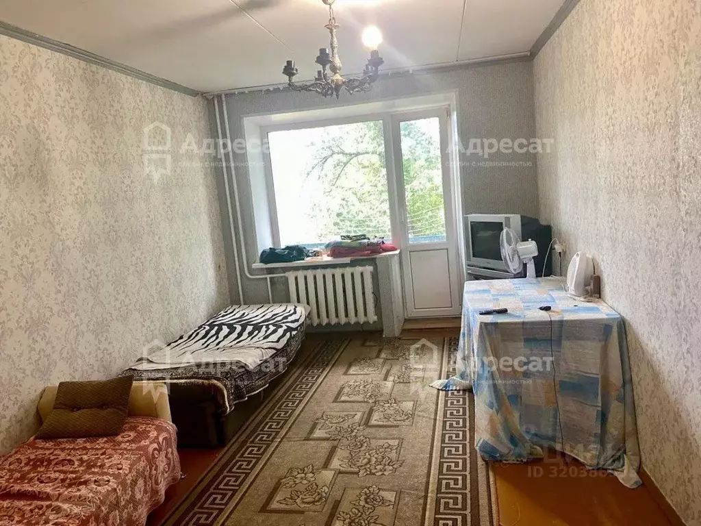 2-к кв. Волгоградская область, Волгоград просп. Столетова, 44 (44.4 м) - Фото 1