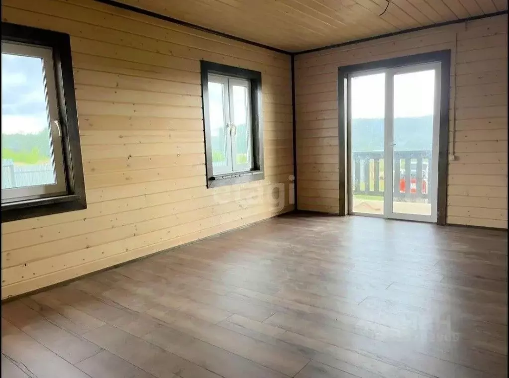 Дом в Калужская область, Боровский район, Совьяки с/пос, У реки кп  ... - Фото 1