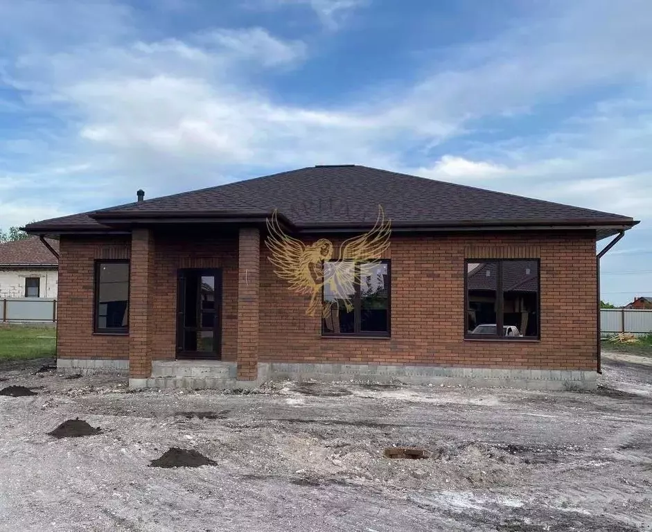 Коттедж в Белгородская область, Старооскольский городской округ, с. ... - Фото 1