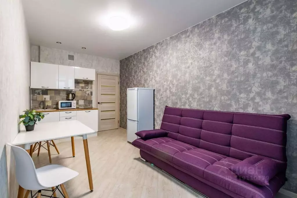 2-к кв. Свердловская область, Екатеринбург ул. Самолетная, 31 (40.0 м) - Фото 2