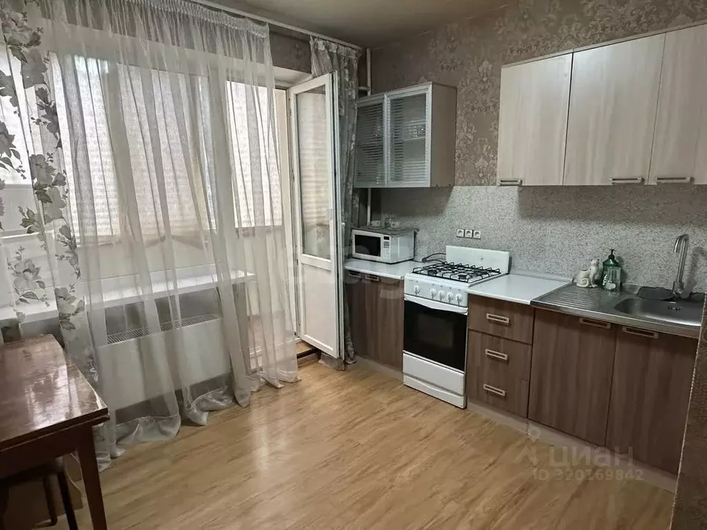 1-к кв. Саратовская область, Саратов ул. Имени Братьев Никитиных, 12 ... - Фото 1
