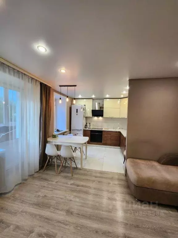 4-к кв. Забайкальский край, Чита ул. Георгия Костина, 45 (83.9 м) - Фото 0