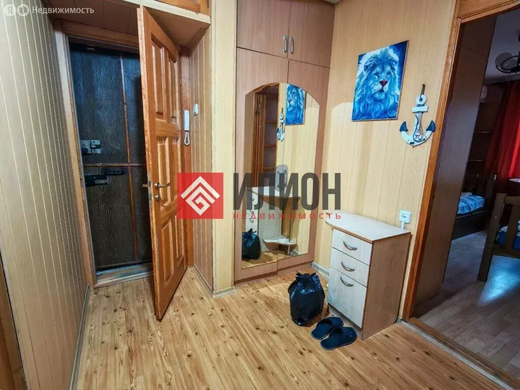 2-комнатная квартира: Ялта, улица Строителей, 9 (53 м) - Фото 2