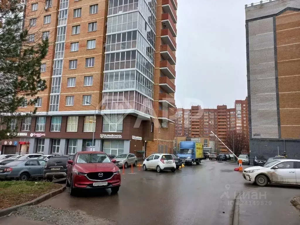 Торговая площадь в Татарстан, Казань ул. Ноксинский Спуск, 10 (45 м) - Фото 1