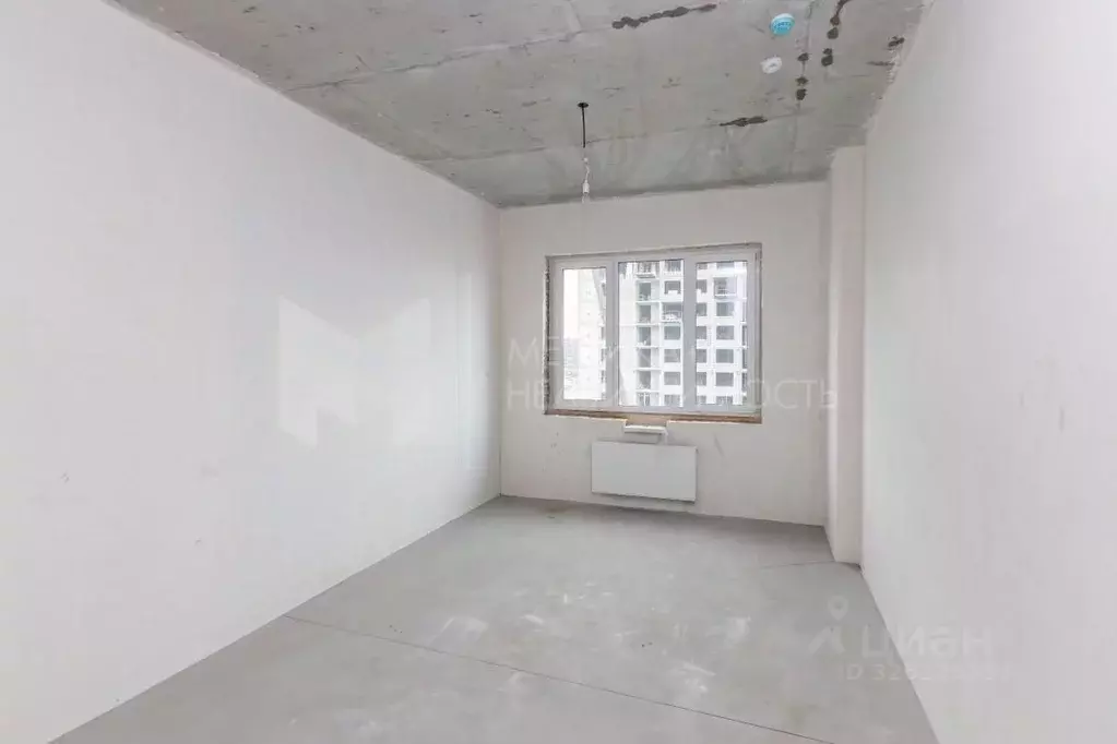 2-к кв. Тюменская область, Тюмень ул. Братьев Бондаревых, 1 (61.0 м) - Фото 0