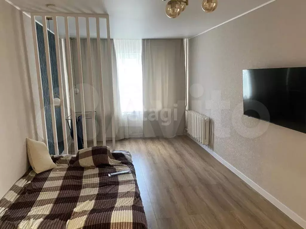 1-к. квартира, 36 м, 1/9 эт. - Фото 1