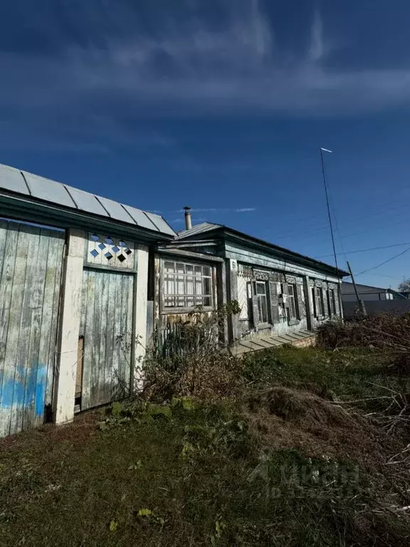 Дом в Челябинская область, Варненский муниципальный округ, с. ... - Фото 1
