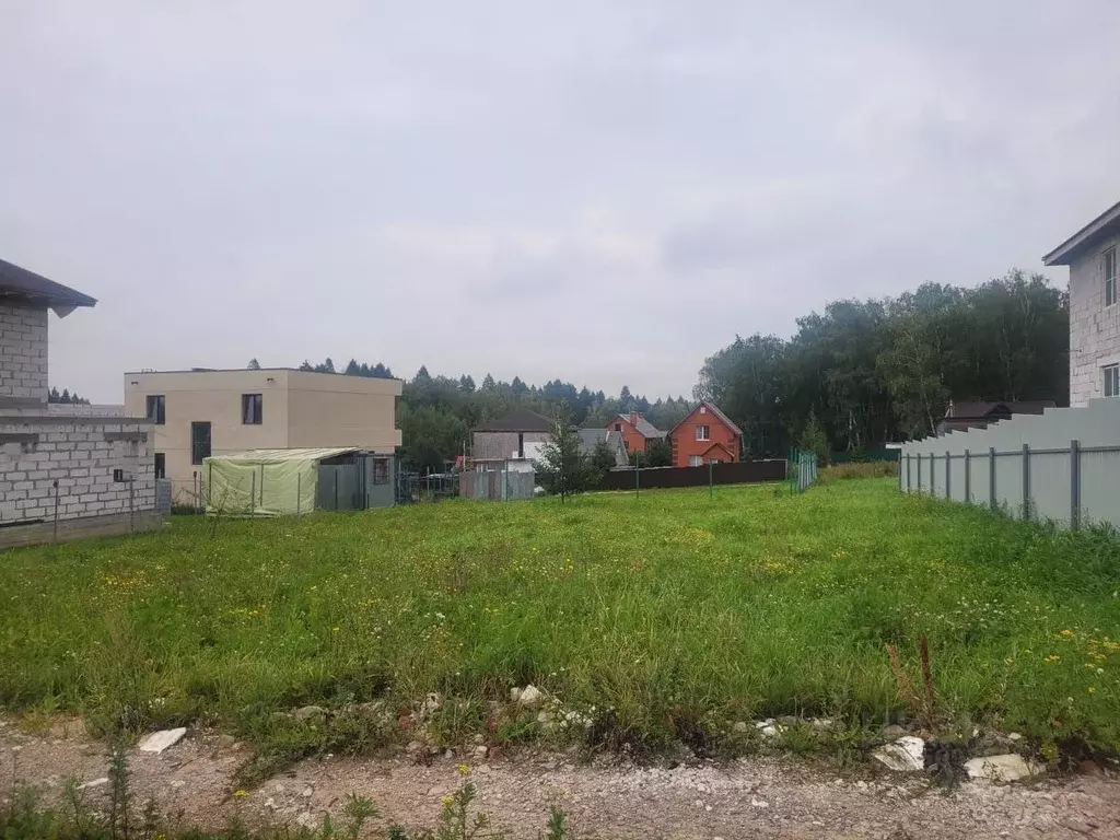 Участок в Москва д. Сатино-Русское, 119 (5.7 сот.) - Фото 0