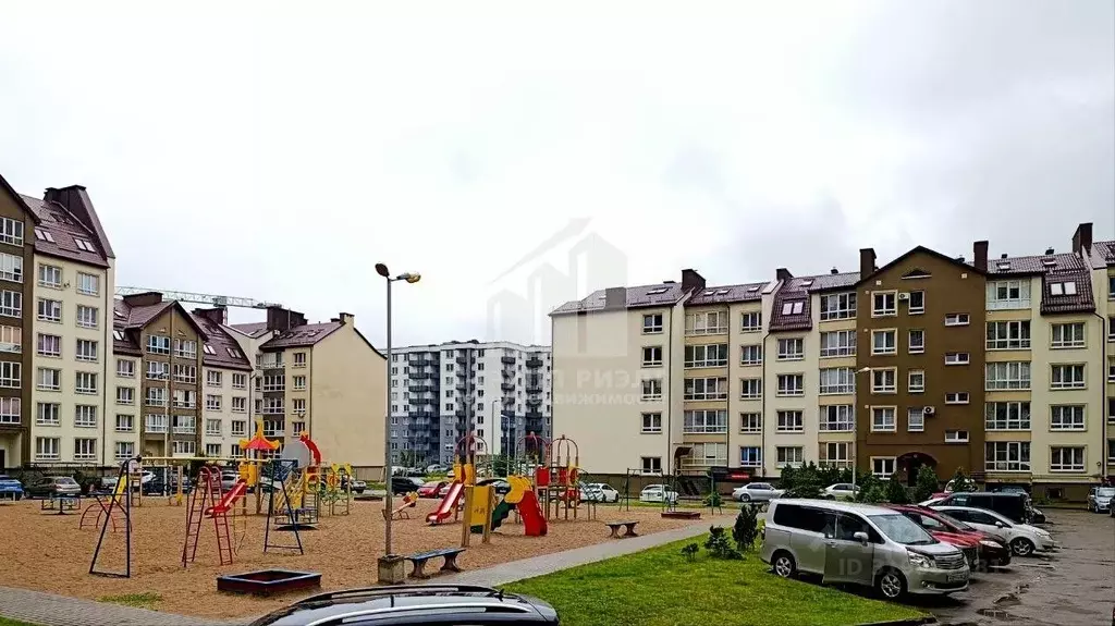 3-к кв. Калининградская область, Гурьевский муниципальный округ, пос. ... - Фото 0