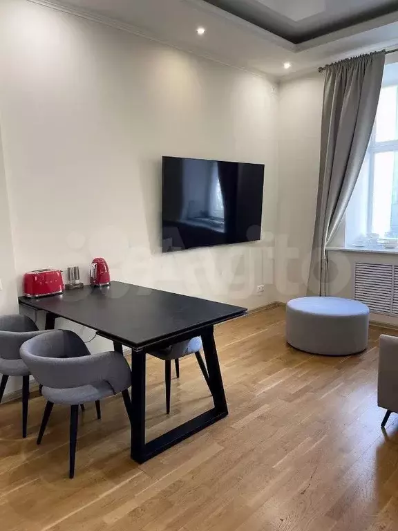 3-к. квартира, 88 м, 4/8 эт. - Фото 0