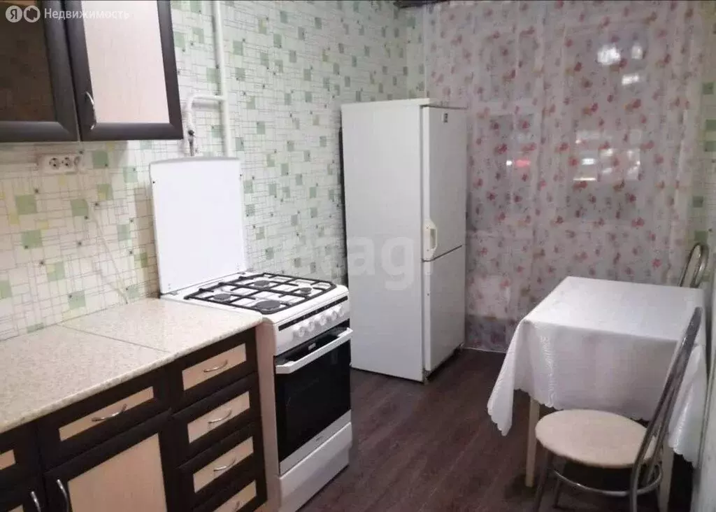 1-комнатная квартира: Чебоксары, улица Мичмана Павлова, 37 (31.7 м) - Фото 1