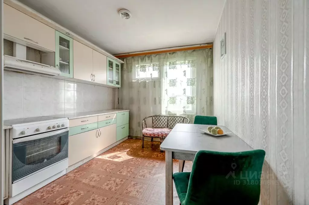 2-к кв. Санкт-Петербург Серебристый бул., 25К2 (62.4 м) - Фото 1