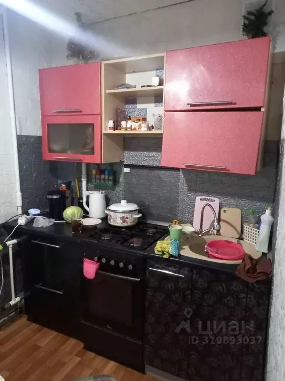 2-к кв. Волгоградская область, Волжский Советская ул., 18 (43.7 м) - Фото 0