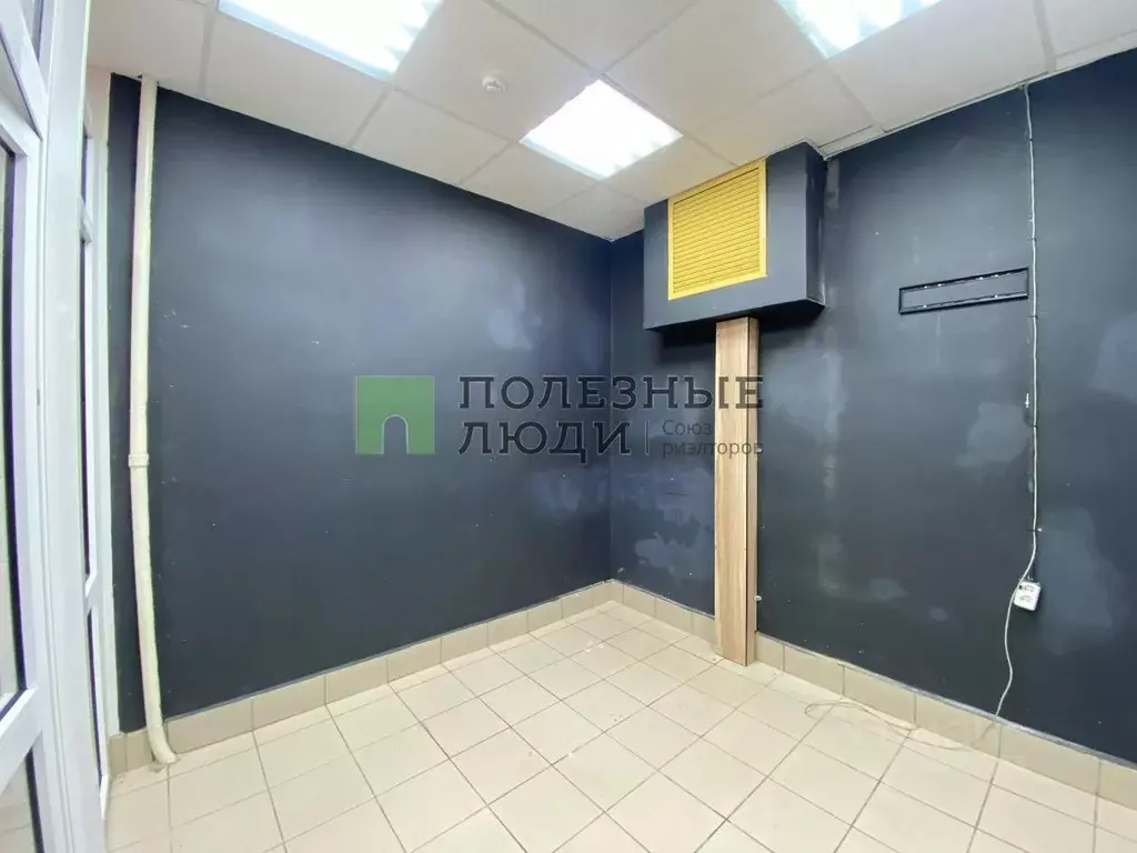 Офис в Курганская область, Курган ул. Красина, 55 (8 м) - Фото 1