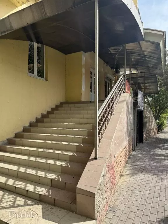 Офис в Астраханская область, Астрахань ул. Шаумяна, 73 (131 м) - Фото 1