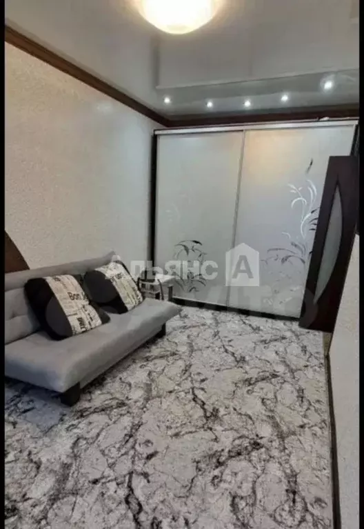 Комната Ростовская область, Шахты ул. Евгения Кобылкина, 10 (14.0 м) - Фото 2