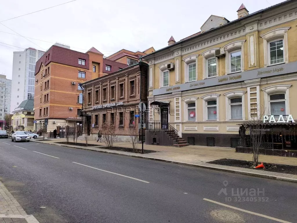 Помещение свободного назначения в Красноярский край, Красноярск просп. ... - Фото 1