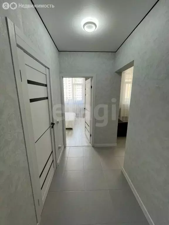 1-комнатная квартира: Оренбург, Уральская улица, 2/25 (39 м) - Фото 0
